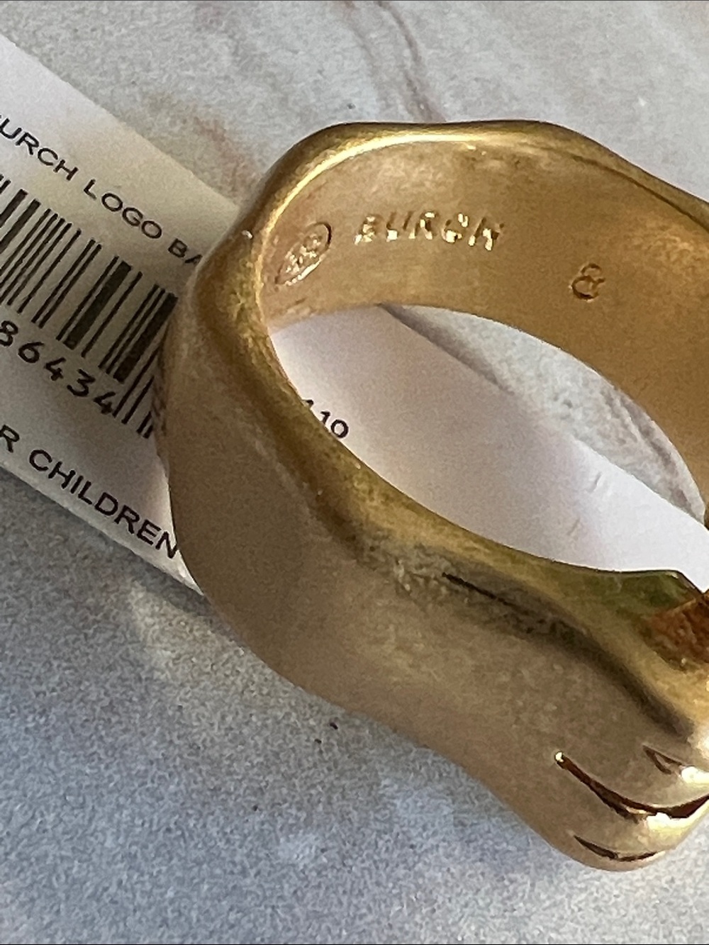 Tory Burch Roxanne Hammered Gold-Tone Ring. Size 8 - Picture 3 of 4